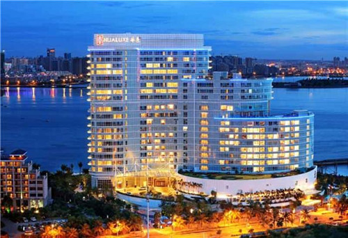 嗯呐嗯呐吧台小火锅